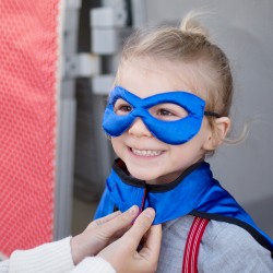 Cape et masque réversibles super héros 4-6 ans - Great Pretenders